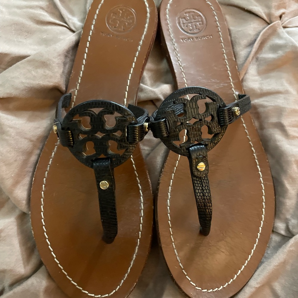 Great condition Tory Burch sandals
